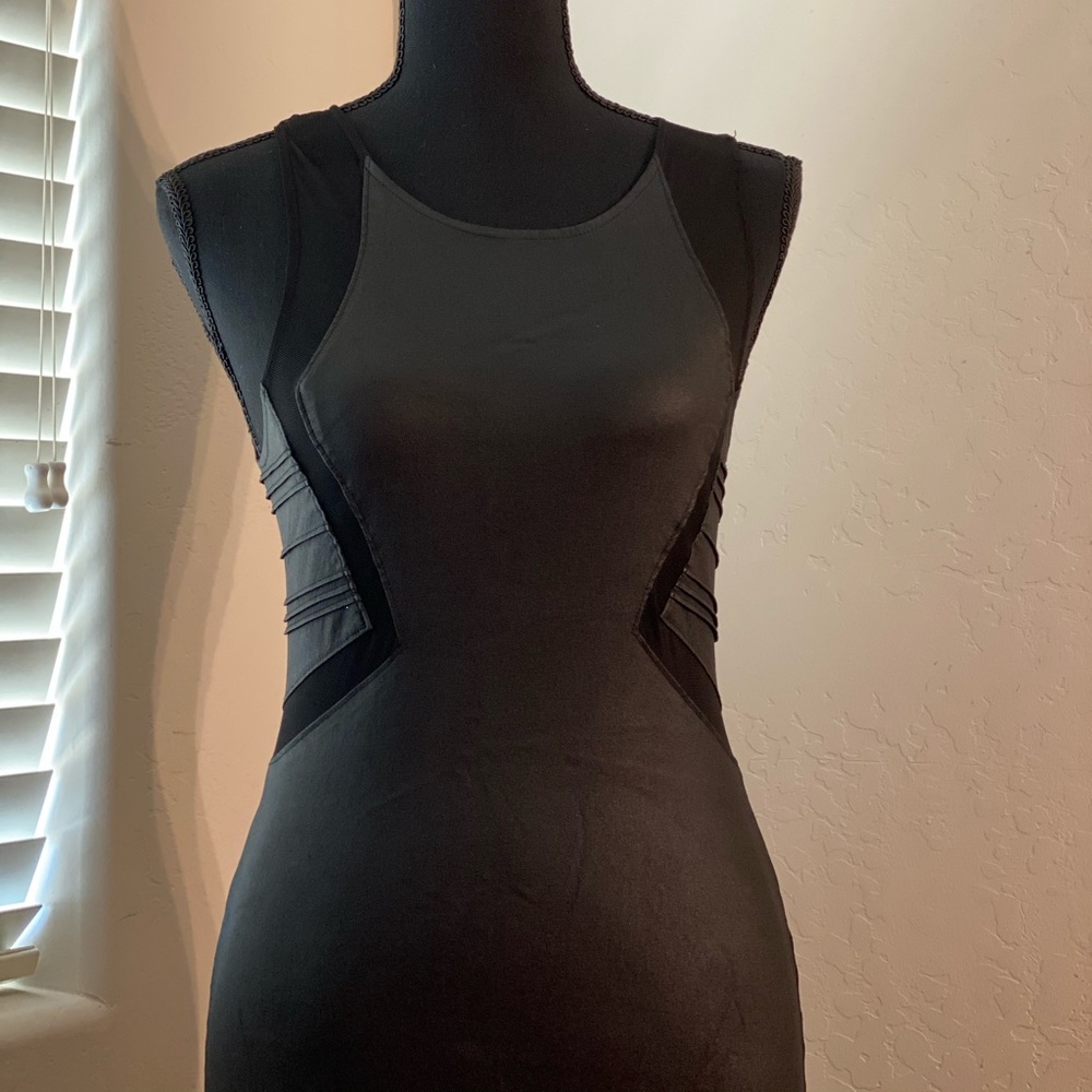 Black mini dress🕶👯‍♀️